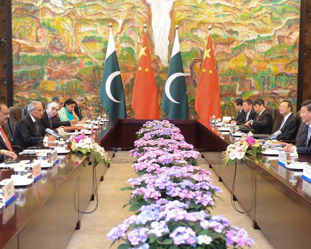 習近平主席がイラン、スリランカ、パキスタンの大統領と会談