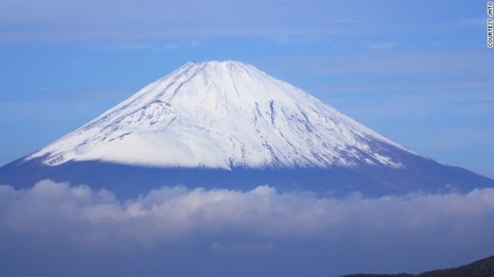 世界の「最も絵になる」火山　日本の富士山がトップ10に