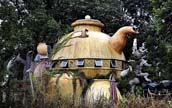 中国の世捨て人が建てた「茶壷」の小屋
