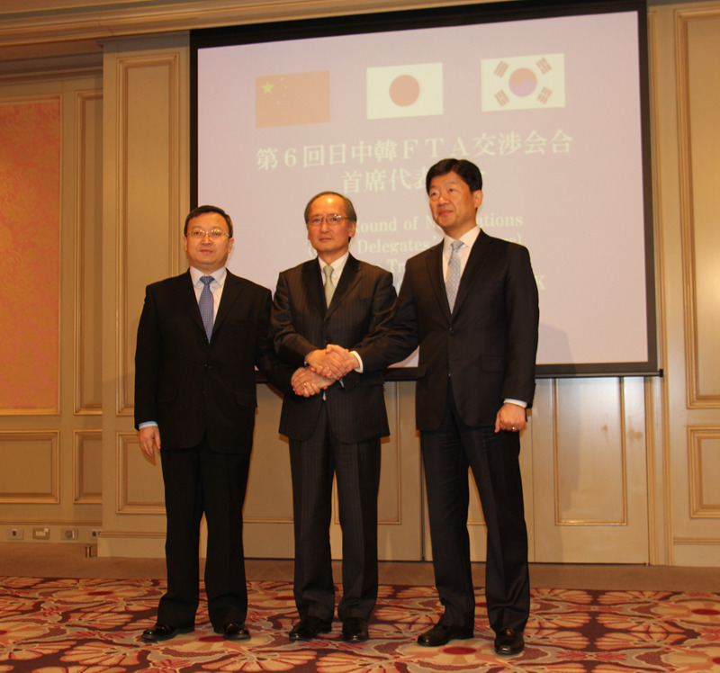 中日韓自由貿易協定交渉会合に出席した中国代表団