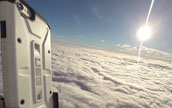 究極の実験！iPhone6を10万フィート上空から落とすとどうなる？