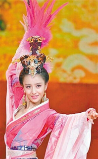 春晩、女優の佟麗婭らが中国古代四大美女の演目に出演