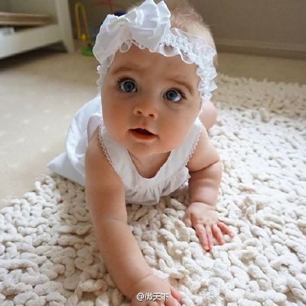 豪州の可愛い赤ちゃんが人気 長いまつげと大きな目で温かい気持ちに 人民網日本語版 人民日報