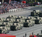 軍事パレードにおける中国のミサイルを振り返る