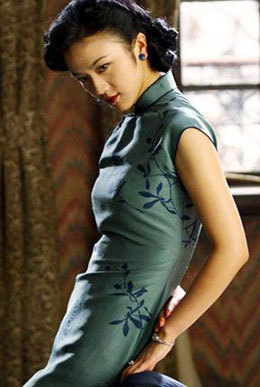 中国の女性トップスターたち　チャイナドレスが似合うのは誰？