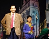 有名人21人の蝋人形が烏魯木斉（ウルムチ）市光明路世紀金花時代広場で展示され、多くの市民が訪れた。