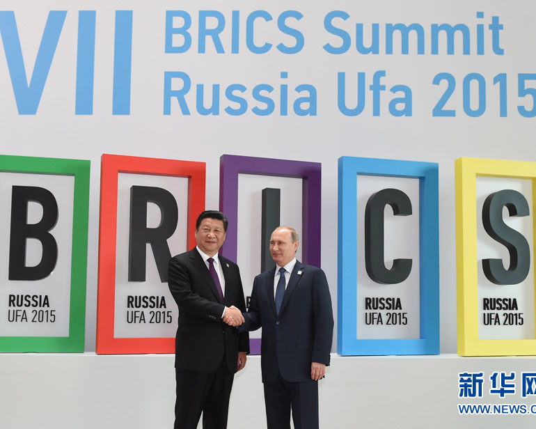 BRICS首脳会議、SCO首脳会議　中国の習近平国家主席はロシアのプーチン大統領の招きを受け、ロシア・ウファで7月8日と9日に行われる第7回BRICS首脳会議と、7月9日と10日に行われる第15回上海協力機構（SCO）首脳会議に出席した。