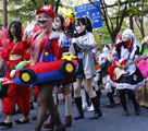 「川崎ハロウィンパレード」、仮装者2000人以上集結　日本