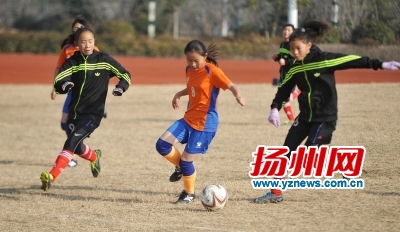 日のサッカー理念に差 日本人コーチが扬州で