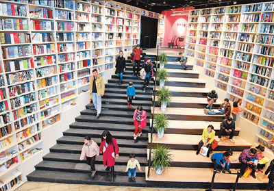 中国初の書店・図書館合体施設がオープン　安徽銅陵