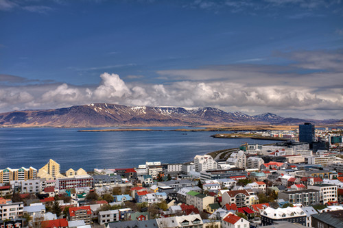 行く価値のある世界の都市　アイスランドの首都がトップ