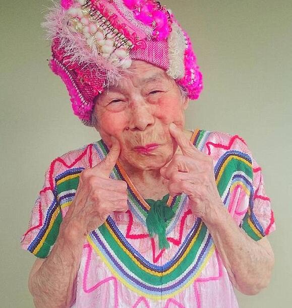 93歳の日本のおばあちゃんモデル ネットで大人気 人民網日本語版 人民日報
