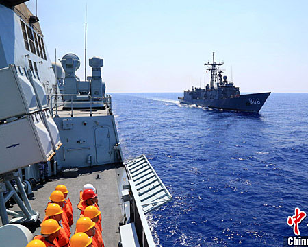 中国海軍とエジプト海軍が初の合同訓練
