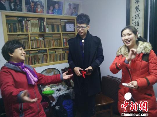 南京の無形文化財「白局」を受け継ぐ若者たち