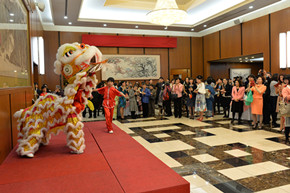 在日本中国大使館で国際女性デーレセプションを開催