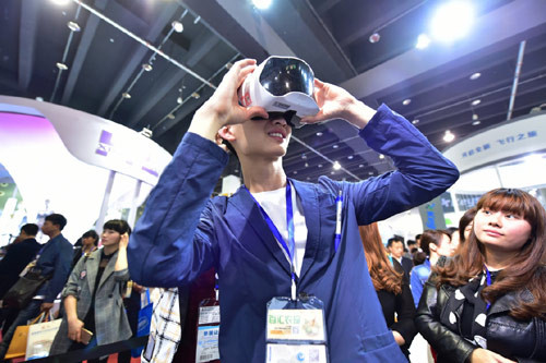 中国国際電子商務博覧会が開幕、ハイテクの数々が展示