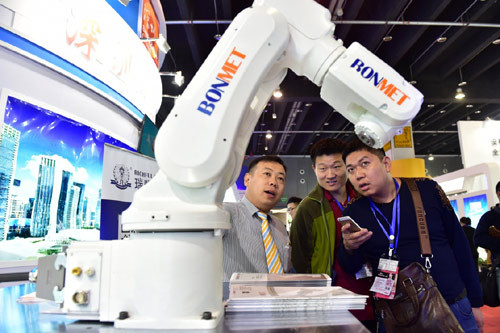 中国国際電子商務博覧会が開幕、ハイテクの数々が展示