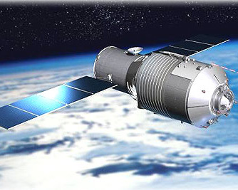 中国の宇宙飛行士3人が搭乗する有人宇宙船「神舟10号」は2013年6月26日午前8時ごろ、内モンゴル自治区中西部の予定着陸区域に無事着陸した。また、2人の男性宇宙飛行士を載せる有人宇宙船「神舟11号」は2016年10月中旬に打ち上げを予定。
