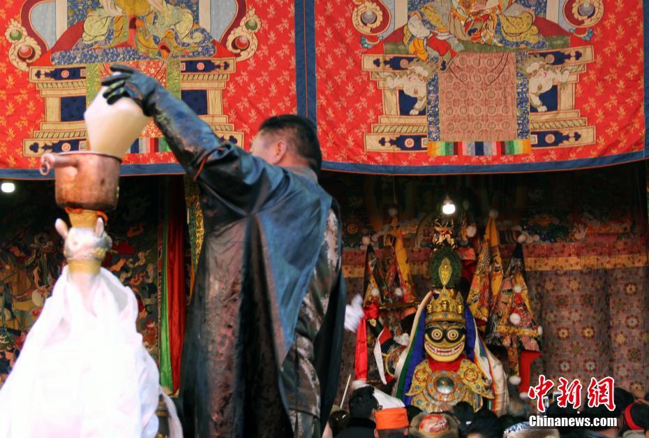 愛を願う祭日　仙女節を祝う　チベット