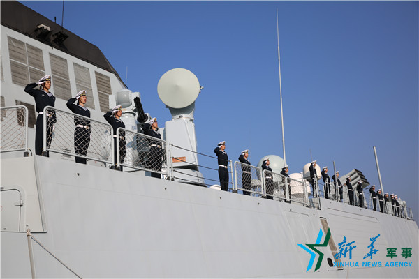 中国海軍護衛艦隊がアデン湾へ