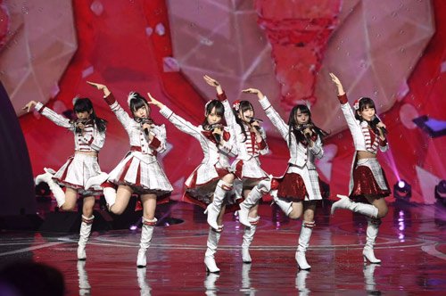 Youku10周年記念イベントにAKB48参戦！「10年間人気アイドルグループ賞」を受賞