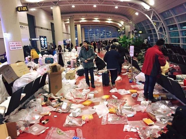 空港のゴミの山、原因は中国人観光客？韓国メディアは異なる見方