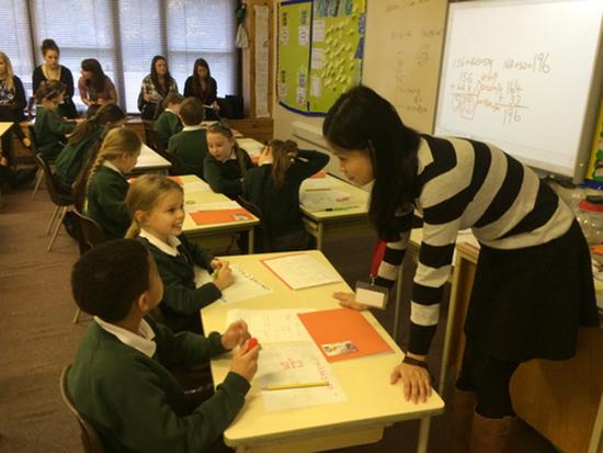 英国の一部の小学校で今年秋から上海の数学教材38種類を導入