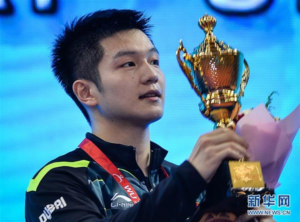 卓球アジア選手権男子シングルス　中国の樊振東選手が優勝