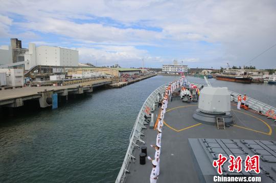 中国海軍艦艇がマダガスカルを初訪問