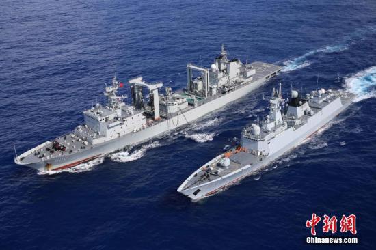 中国海軍護衛艦隊がWFP船舶を護送