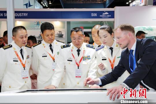 中国海軍代表団がIMDEX Asia 2017に出席