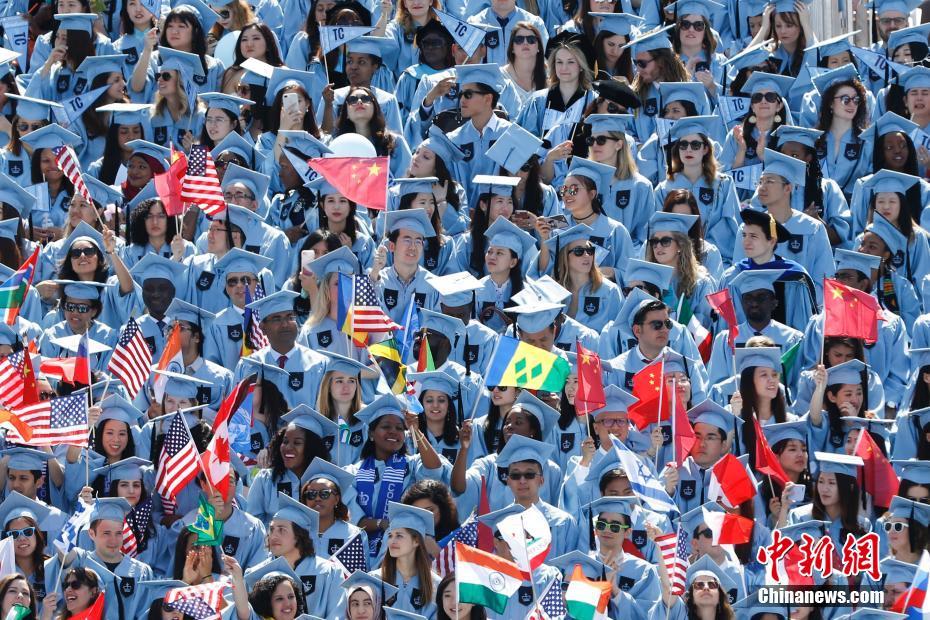 米コロンビア大学卒業式、卒業を迎えた中国人留学生たち