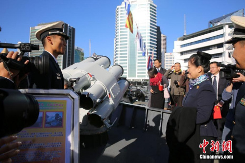 中国海軍護衛艦隊がニュージーランド訪問