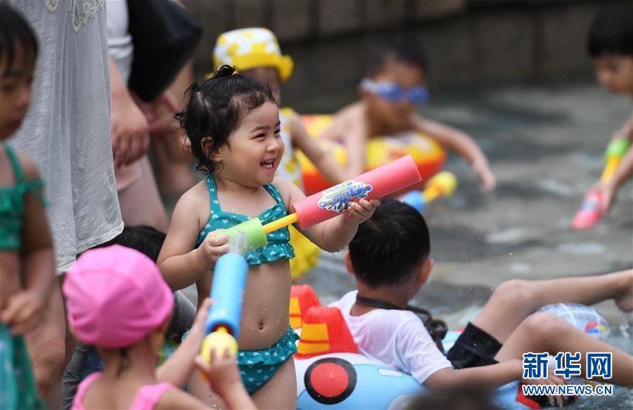 真夏に水と親しむ「親水節」スタート　台北市