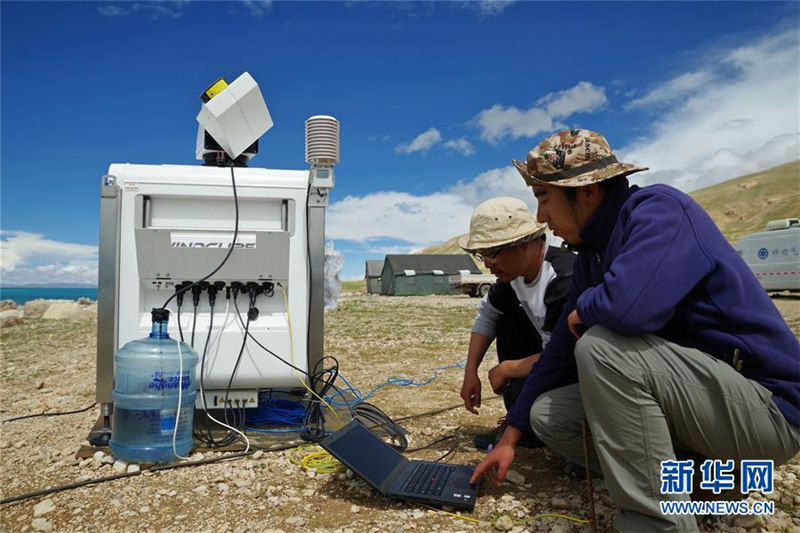 中国人科学者、チベット高原の動植物を観測