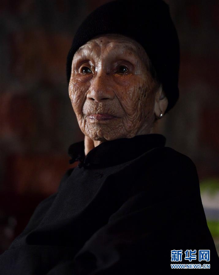 日本政府提訴の元「慰安婦」最後の1人、黄有良さんが死去