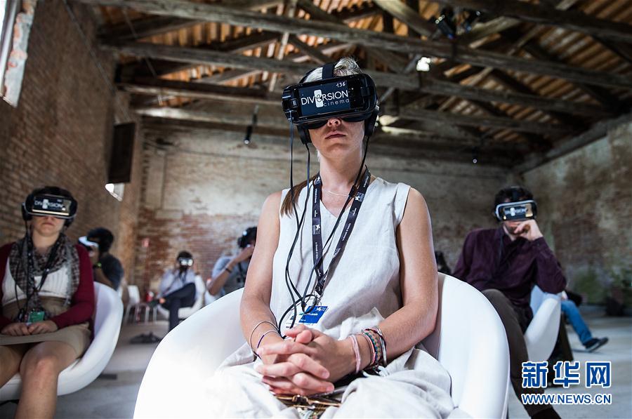 ヴェネツィア国際映画祭、VR映画が注目の的に