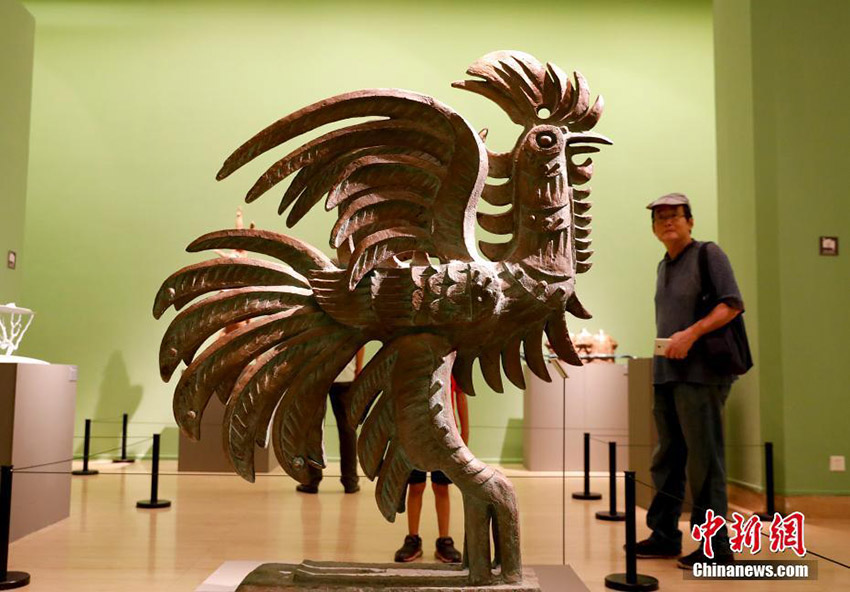 選りすぐりの作品590点　中国美術館で彫刻芸術展