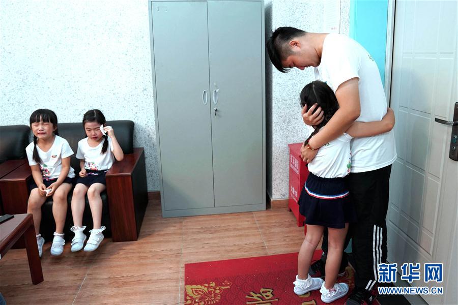 北京で働く幼稚園の「90後」男性教諭　その働きぶりに保護者から高評価
