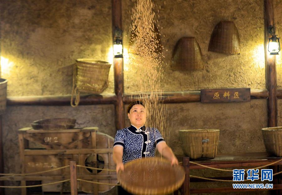 無形文化遺産「川北涼粉」を伝承する中国人女性　目標は世界へ