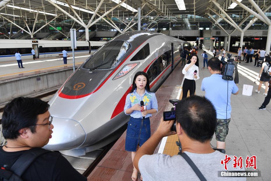 「復興号」が広州・深セン・香港結ぶ高速鉄道路線運行へ