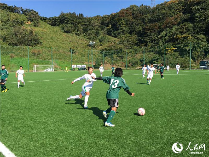 北京先農壇体育学校U-18女子サッカー　北陸大と交流
