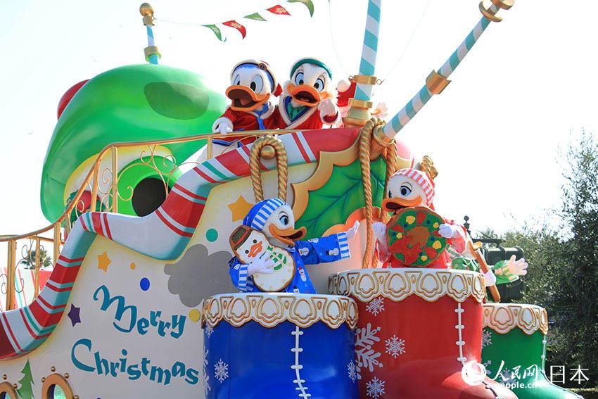 東京ディズニーランドでスペシャルイベント「クリスマス・ファンタジー」