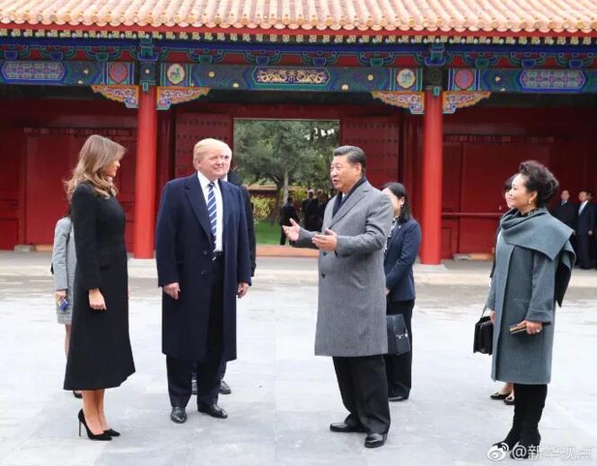 トランプ大統領が北京到着、習近平国家主席夫妻が故宮で出迎え