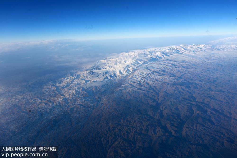 新疆　1万メートルの上空から眺める絶景