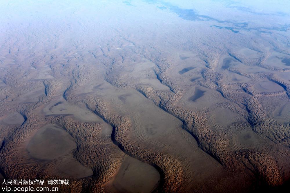 新疆　1万メートルの上空から眺める絶景