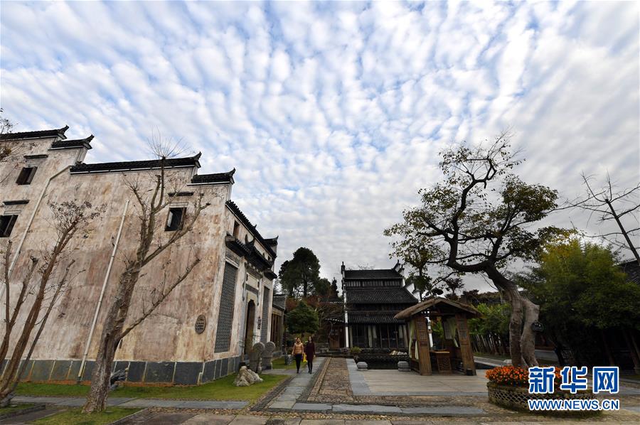 現在も残る徽派建築　古民家が残る「中国一美しい」村 江西