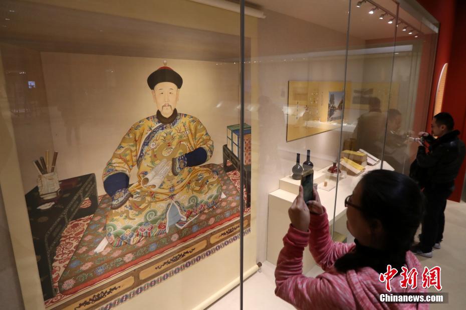 故宮養心殿の文化財が南京博物院で展示