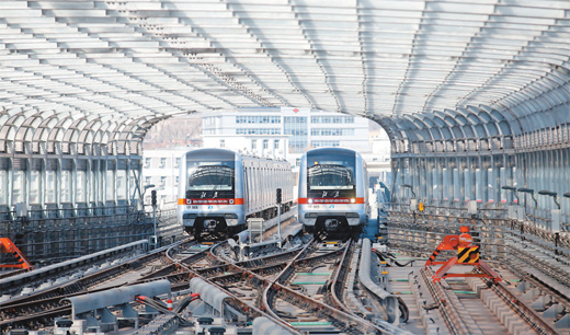 初の自動運転地下鉄路線が開通　北京燕房線