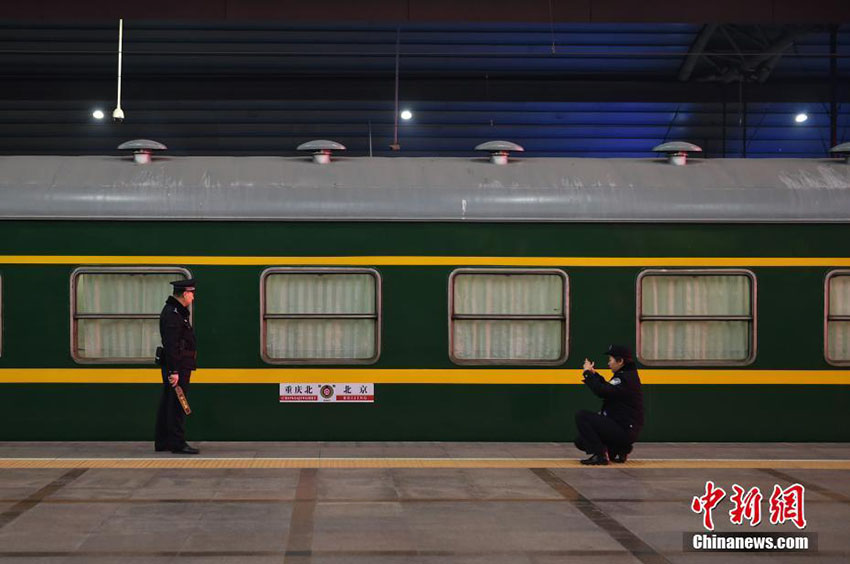 2018年春運が幕開け、北京で今年初の便数追加列車登場